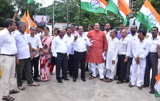 Congress protests over Sasikanth Sentils resignation